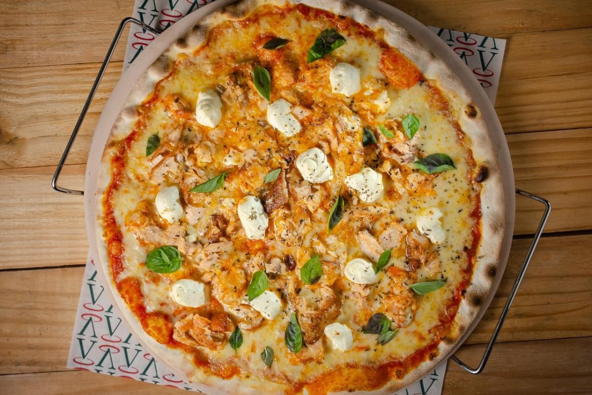 Para celebrar a data mais romântica do ano, a pizzaria Angelo’s lançou três combos exclusivos