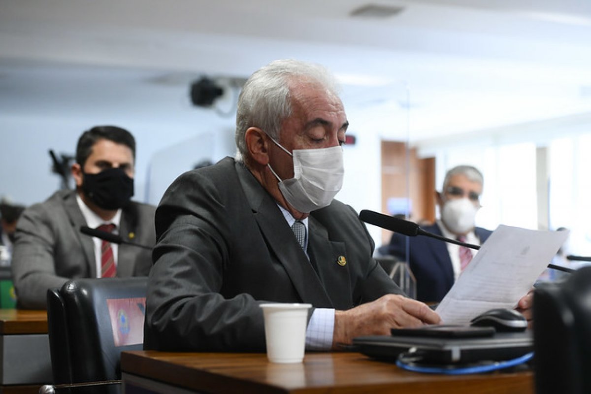 Vídeo: Marcos Rogério e Otto Alencar discutem na CPI: "Chame Rui Costa para explicar os respiradores"