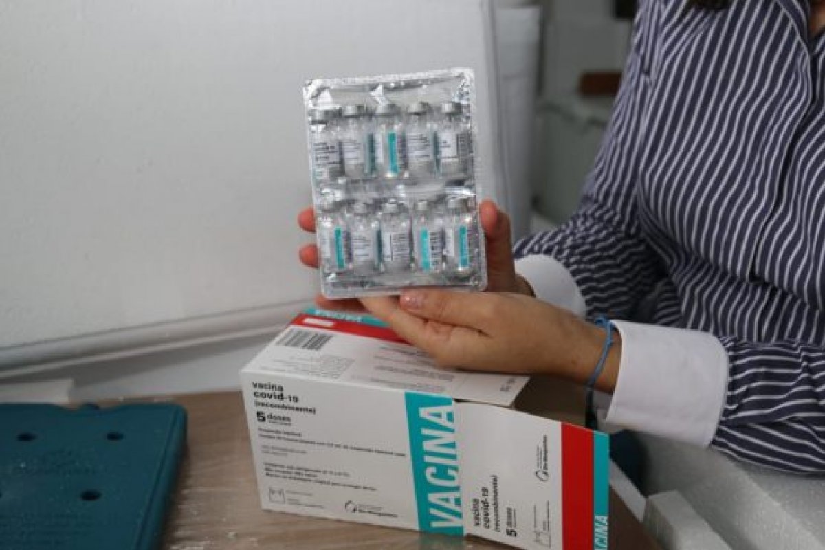 Bahia vai receber mais 227.000 doses da vacina Astrazeneca contra a Covid-19