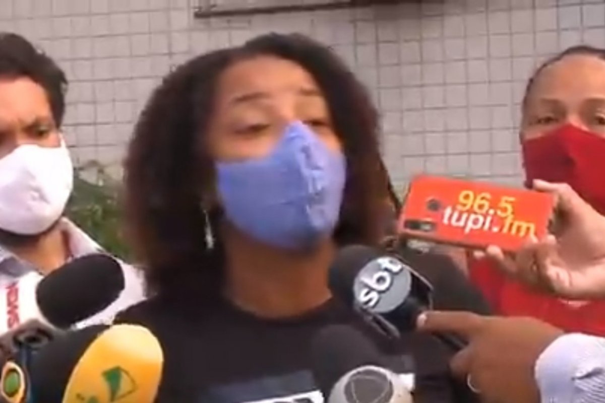 Vídeo: "Quem foi recebida a tiros foi minha filha, não a polícia", diz mãe de grávida morta no Rio