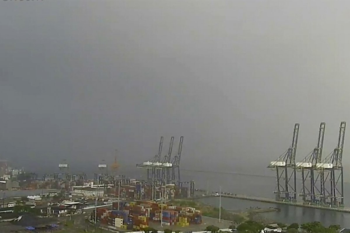 Salvador amanhece com tempo fechado e chuvas isoladas nesta quinta-feira (10)