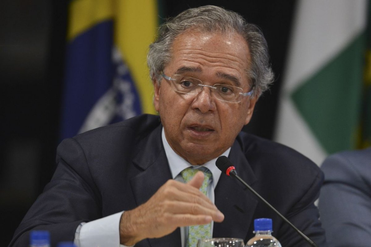 Paulo Guedes estima lucro de até  R$ 150 bilhões por ano com ITF