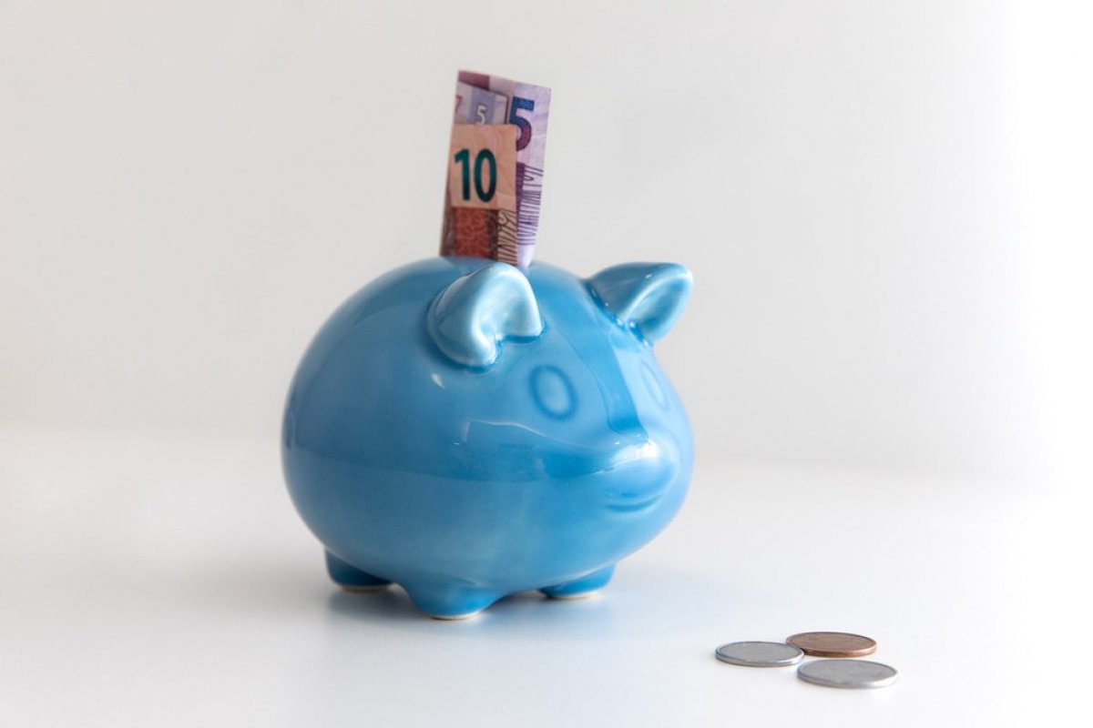 Poupança tem a maior perda de poder aquisitivo da aplicação em 30 anos