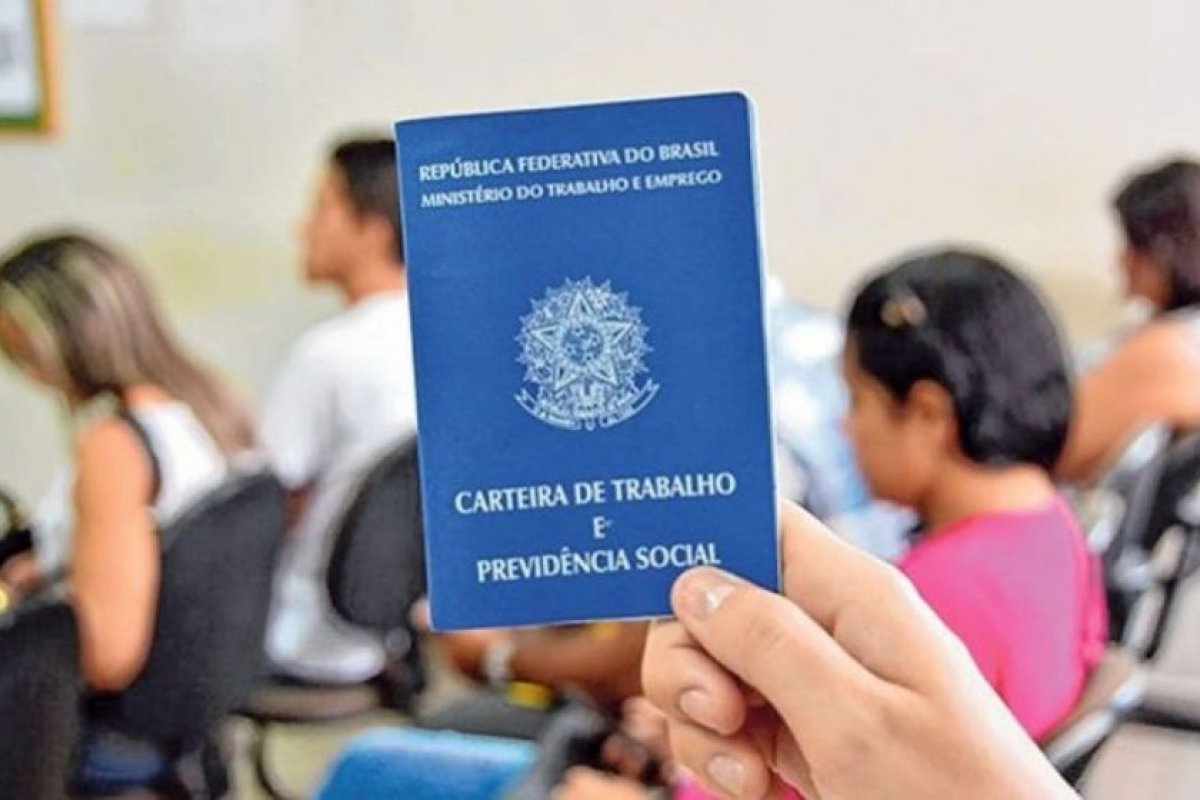 Pesquisa diz que Brasil envelhece sem aproveitar força de jovens para enriquecer