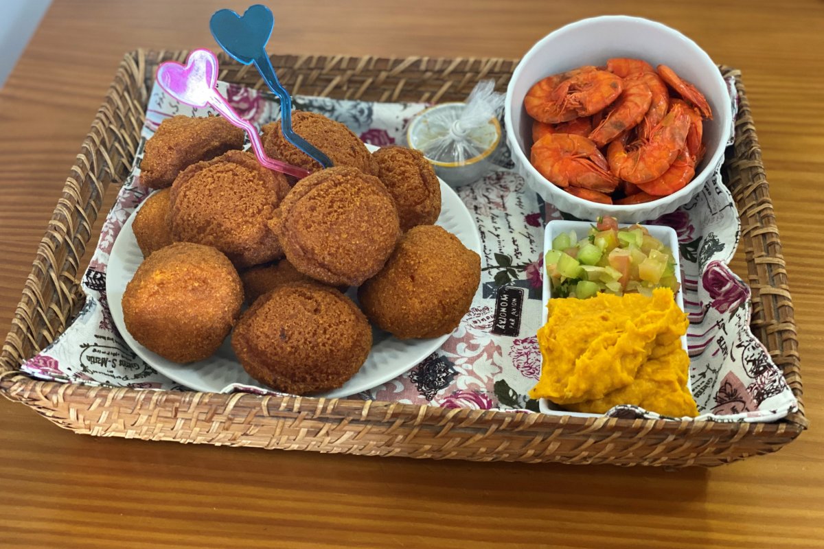 Acarajé da Cira prepara kits especiais para o Dia dos Namorados