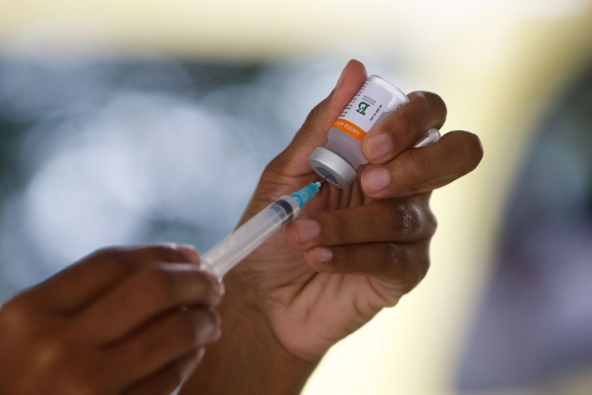 Salvador já vacinou mais de 1.2 milhão de pessoas contra a Covid-19; Mais de 375 mil já receberam a 2° dose