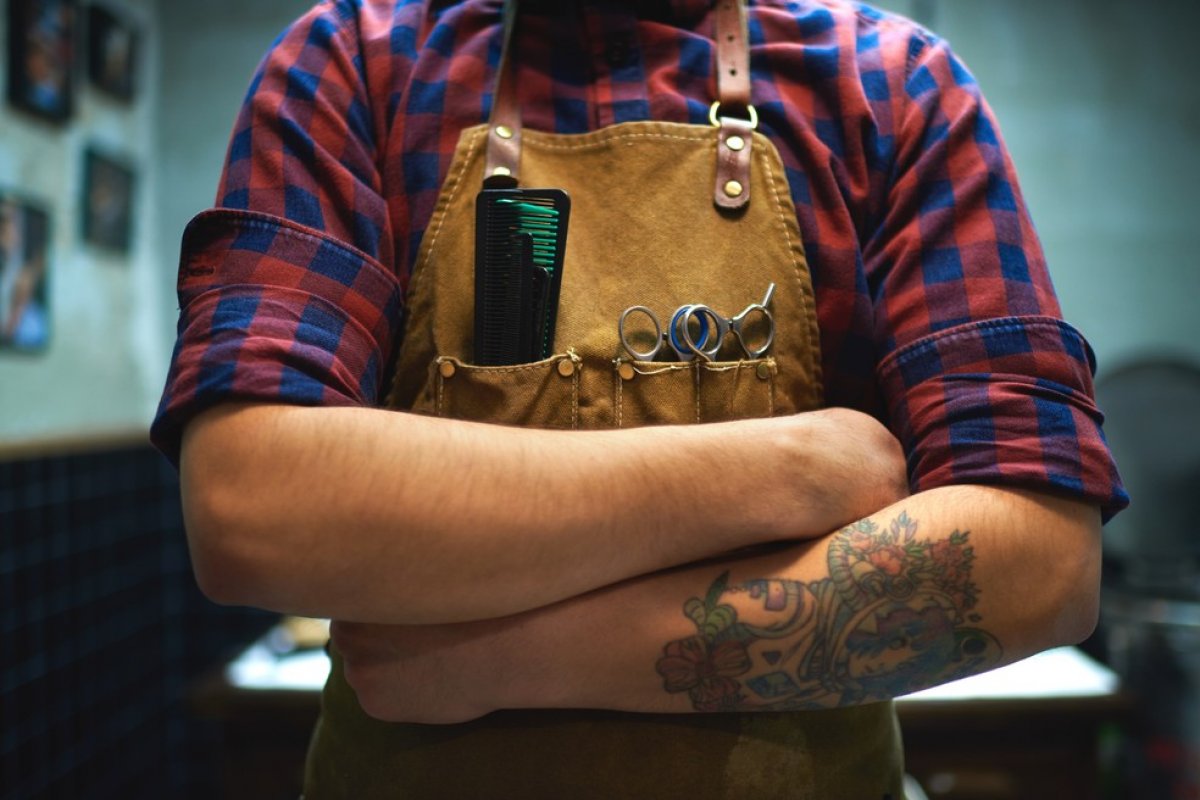 Serviços têm de alta de 0,7% em abril, aponta IBGE