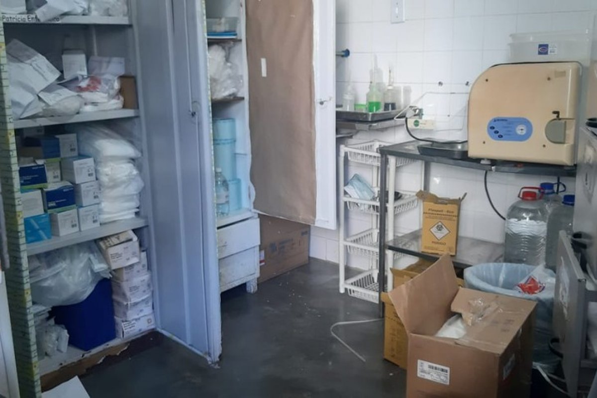 Vacinação em Feira de Santana é suspensa após posto de saúde ser assaltado