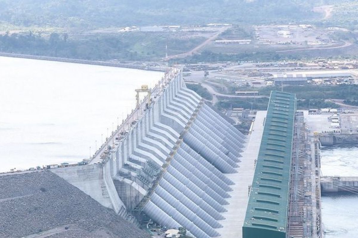 Empresas criam plano para reduzir consumo de energia