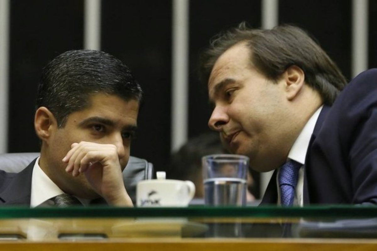 "É lamentável o caminho imposto pelo Torquemada para o partido", diz Maia sobre ACM Neto no DEM