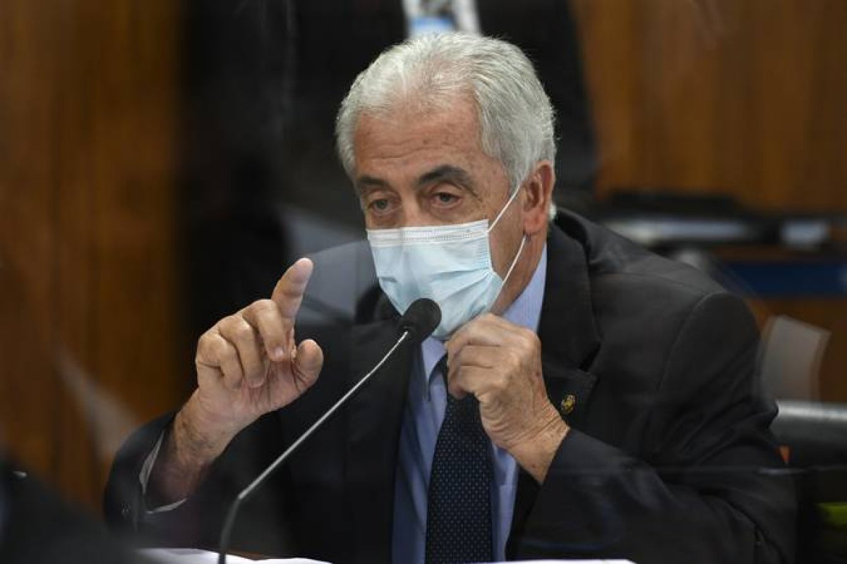 Deputado afirma que Otto Alencar não é ortopedista e causa irritação em parlamentares da Câmara