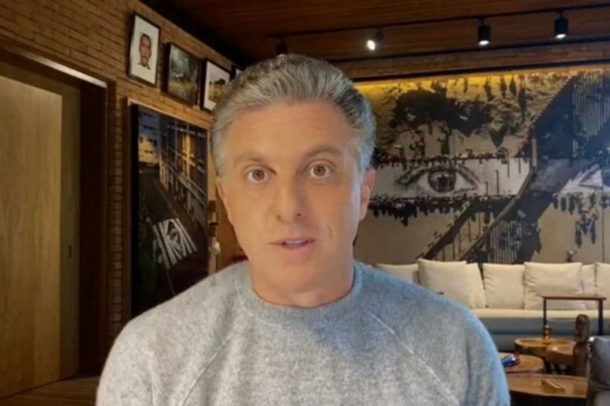 'Desafio mais importante', diz Luciano Huck ao confirmar substituição de Faustão nos domingos da Globo em 2022