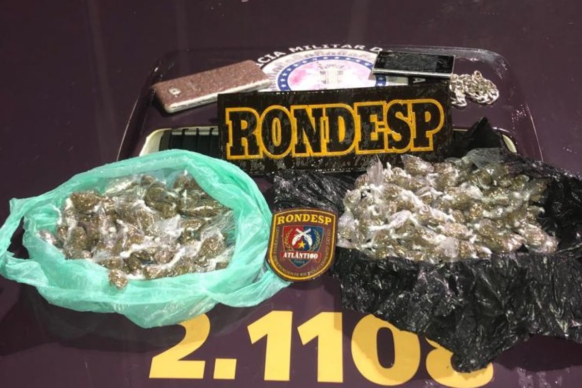 247 trouxas de maconha são apreendidas em Mussurunga