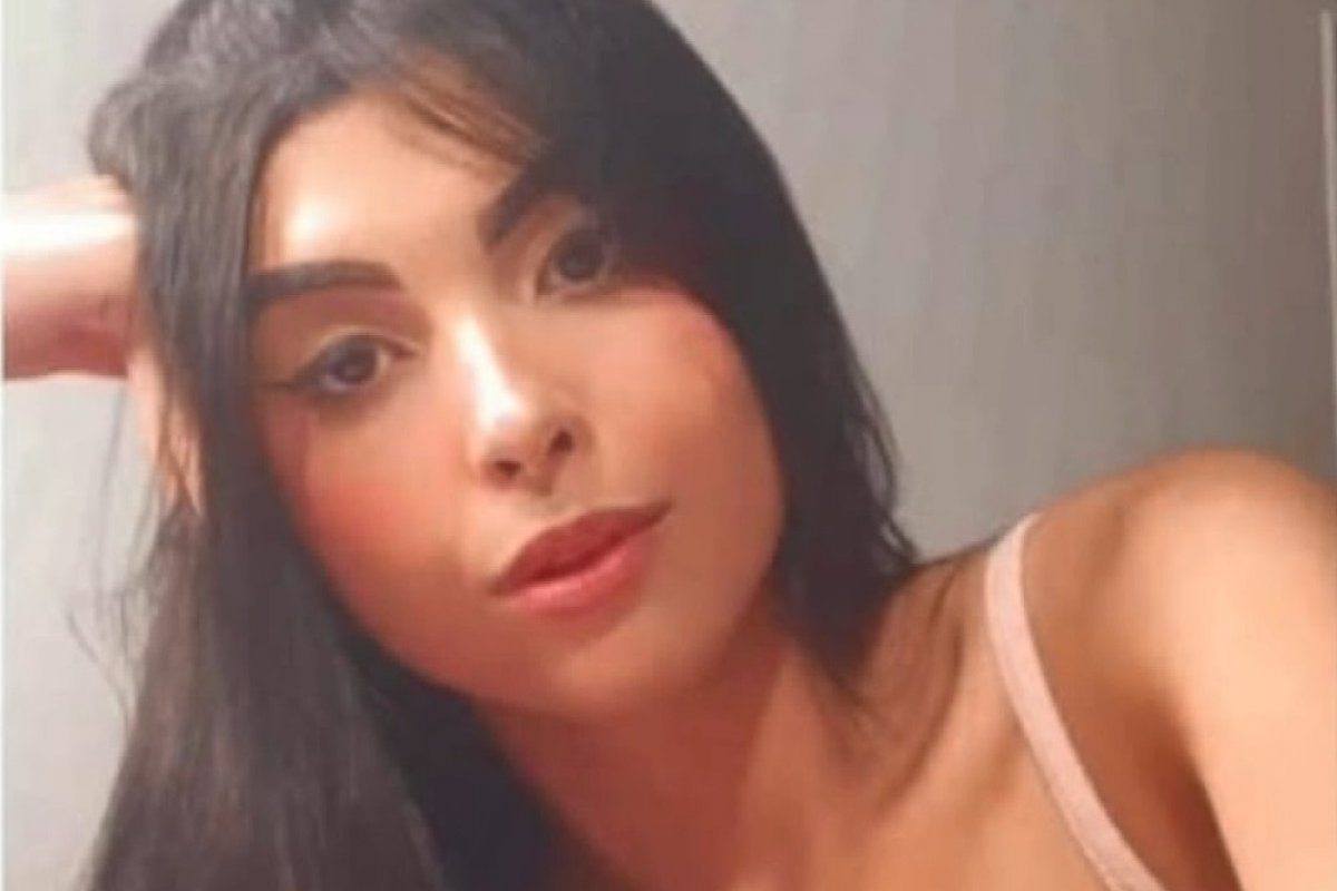 Adolescente é morta a tiros dentro de carro por aplicativo em Vitória