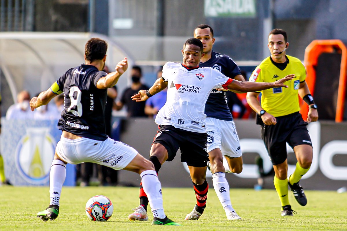Em jogo sonolento, Vitória e Remo empatam sem gols pela Série B
