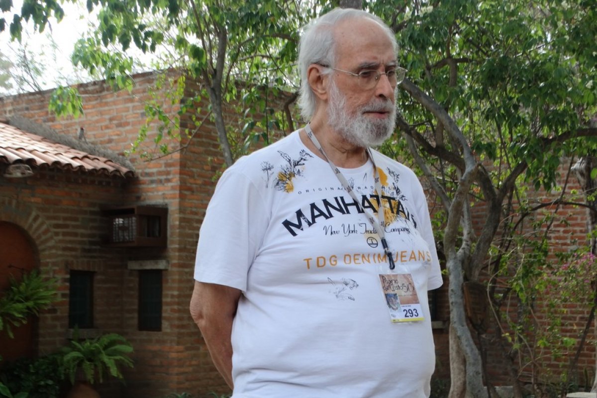 Morre no Recife o ator e diretor da Paixão de Cristo, Carlos Reis, aos 84 anos