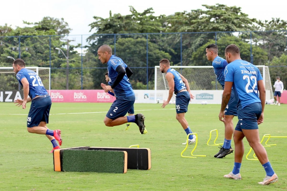 Mais de um mês após decisão da Copa do Nordeste, Bahia e Ceará voltam a duelar, desta vez no Brasileirão
