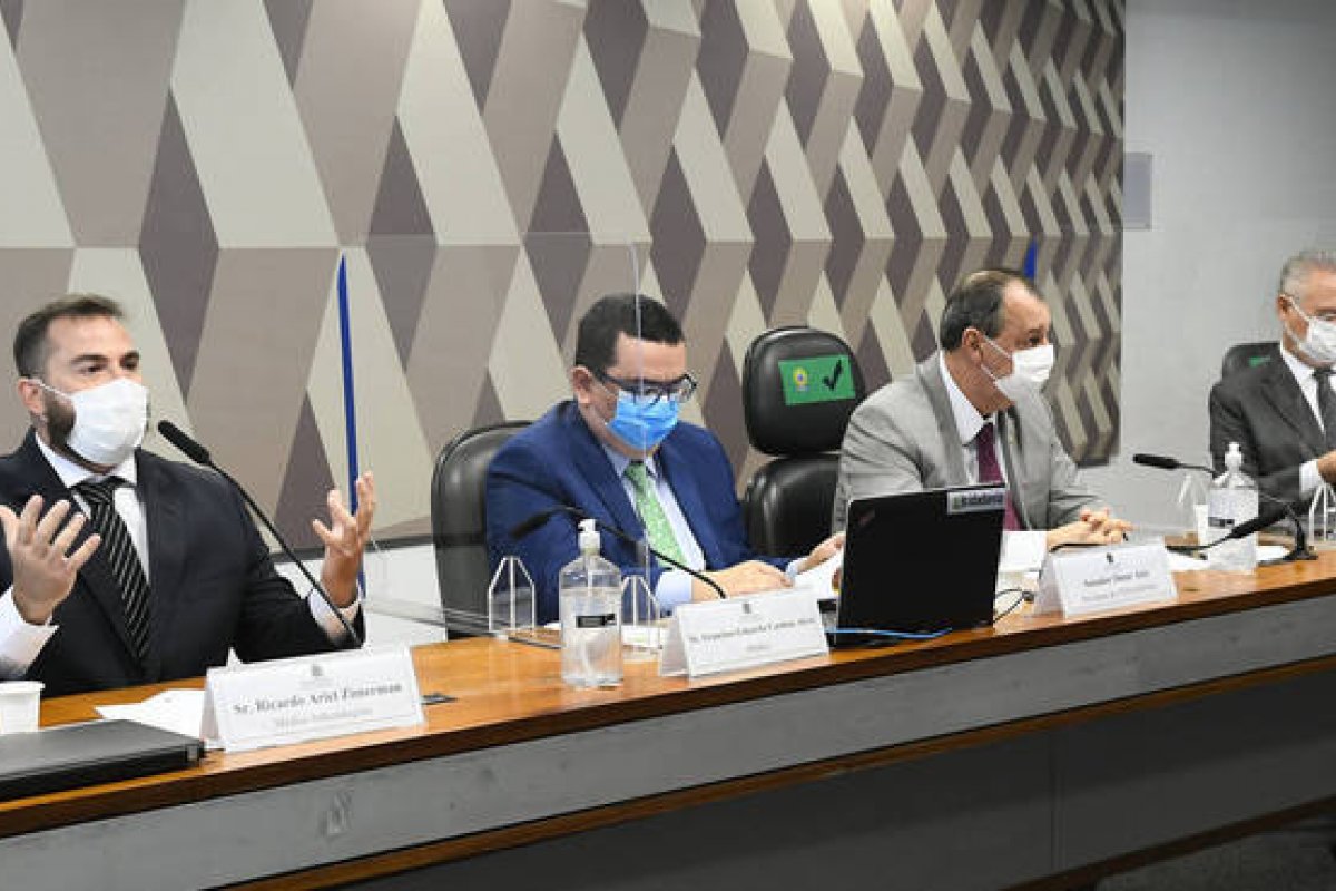 Médico diz à CPI que ‘Covid-19 já é a principal justificativa para auxílio-doença’