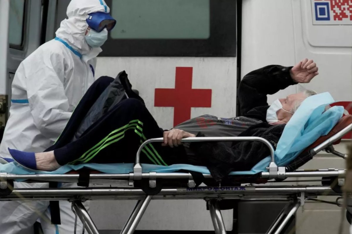 Avanço da variante Delta altera planos de reabertura na Europa