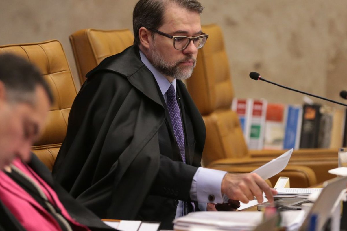 CPI Covid: Toffoli suspende quebra de sigilo de ex-assessor de Pazuello