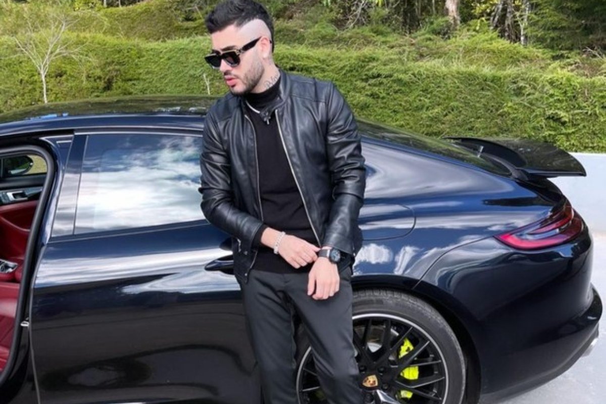Ryco! Kevinho ostenta Porsche de R$ 620 mil
