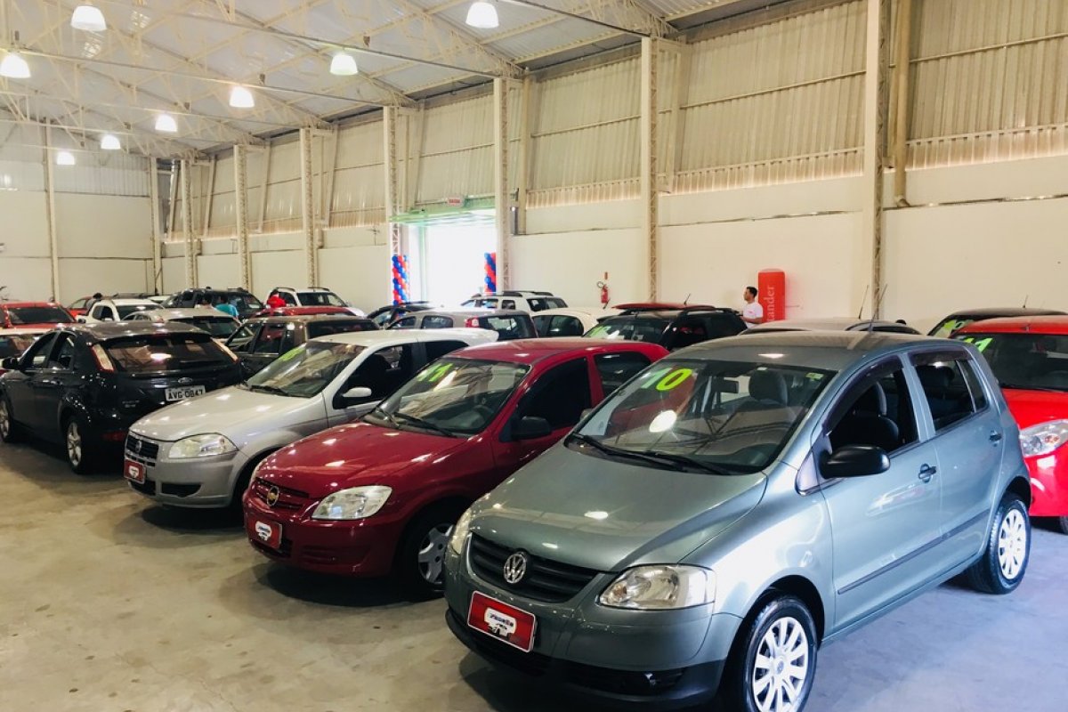 Cai o número de venda de carros na primeira quinzena de junho