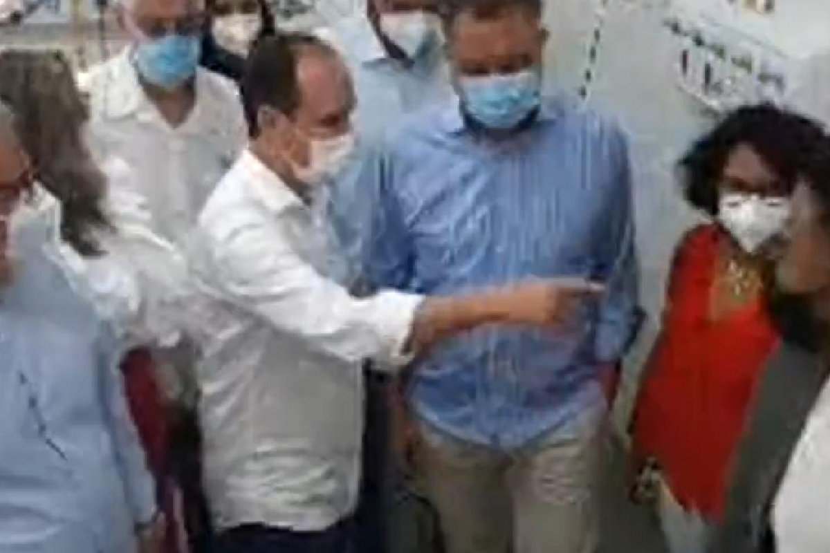 Rui Costa provoca aglomeração em inauguração de hospital em Amargosa