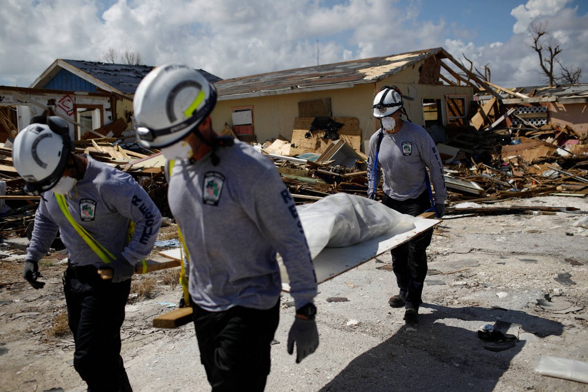 Número de mortos nas Bahamas, após furacão, sobe para 50