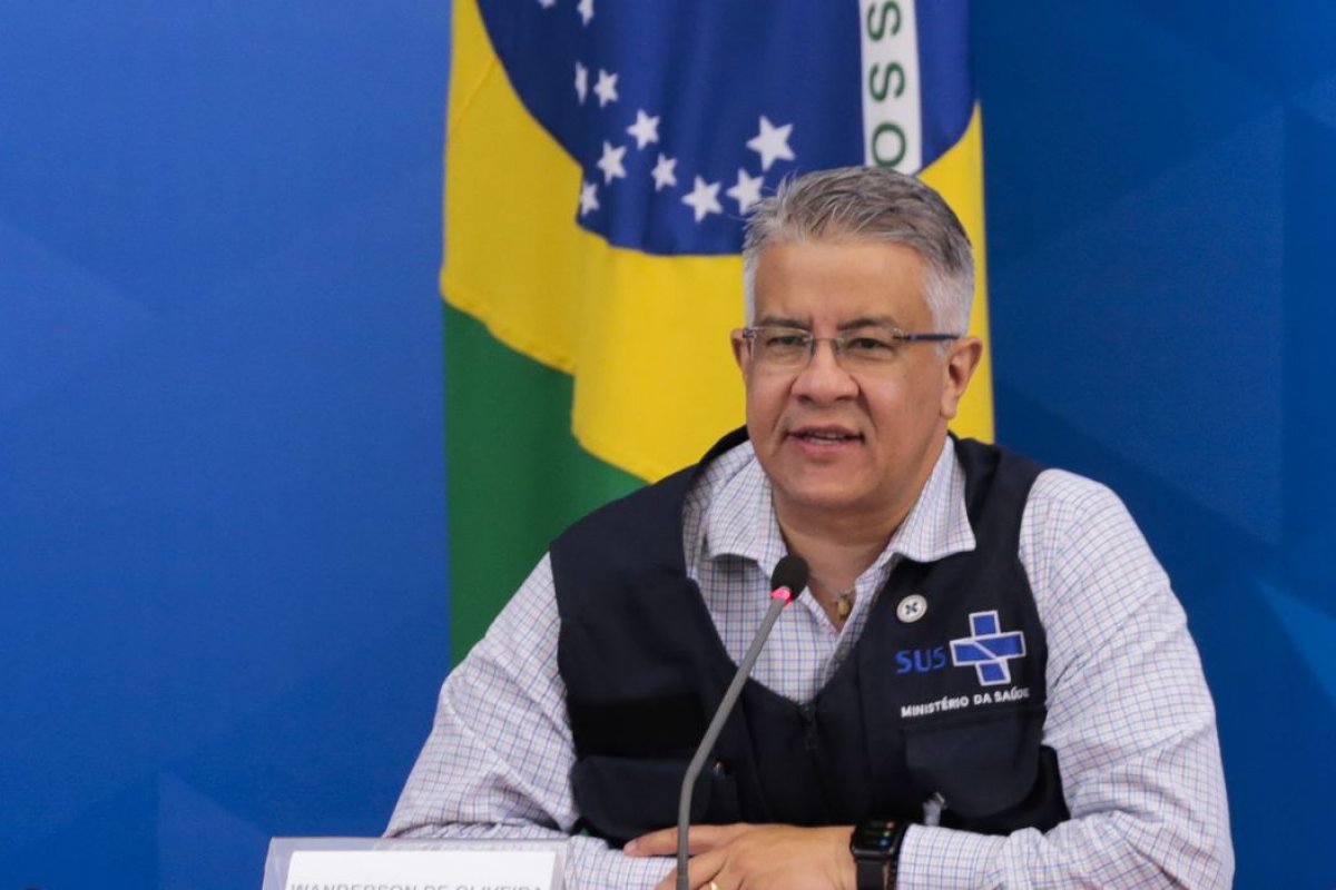 Pesquisa feita por ex-secretário aponta que a CoronaVac é a vacina que mais previne mortes