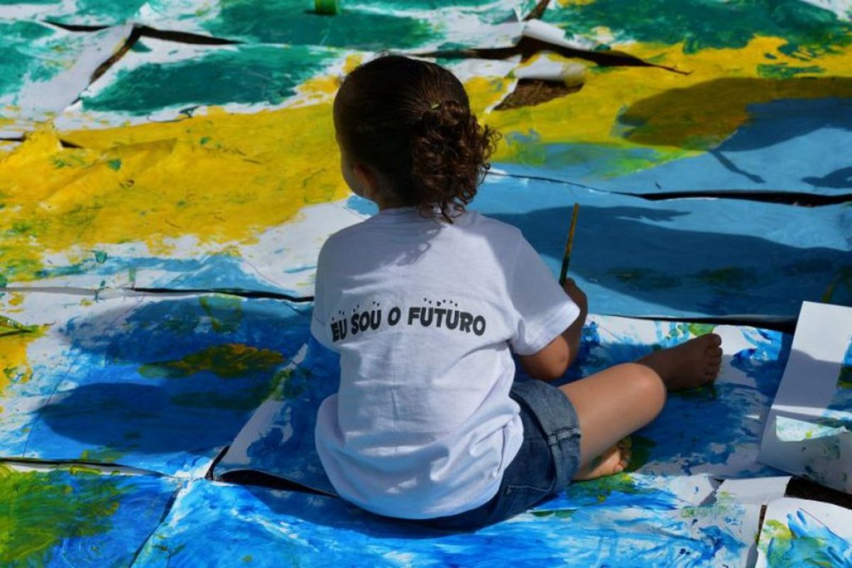 Uma em cada quatro crianças apresentou sinais de ansiedade e depressão na pandemia, aponta estudo