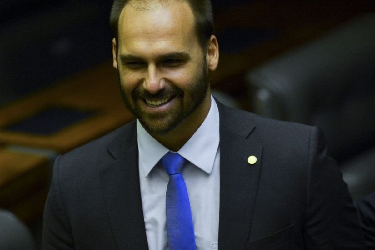 Eduardo Bolsonaro acredita que terá votos para ser embaixador