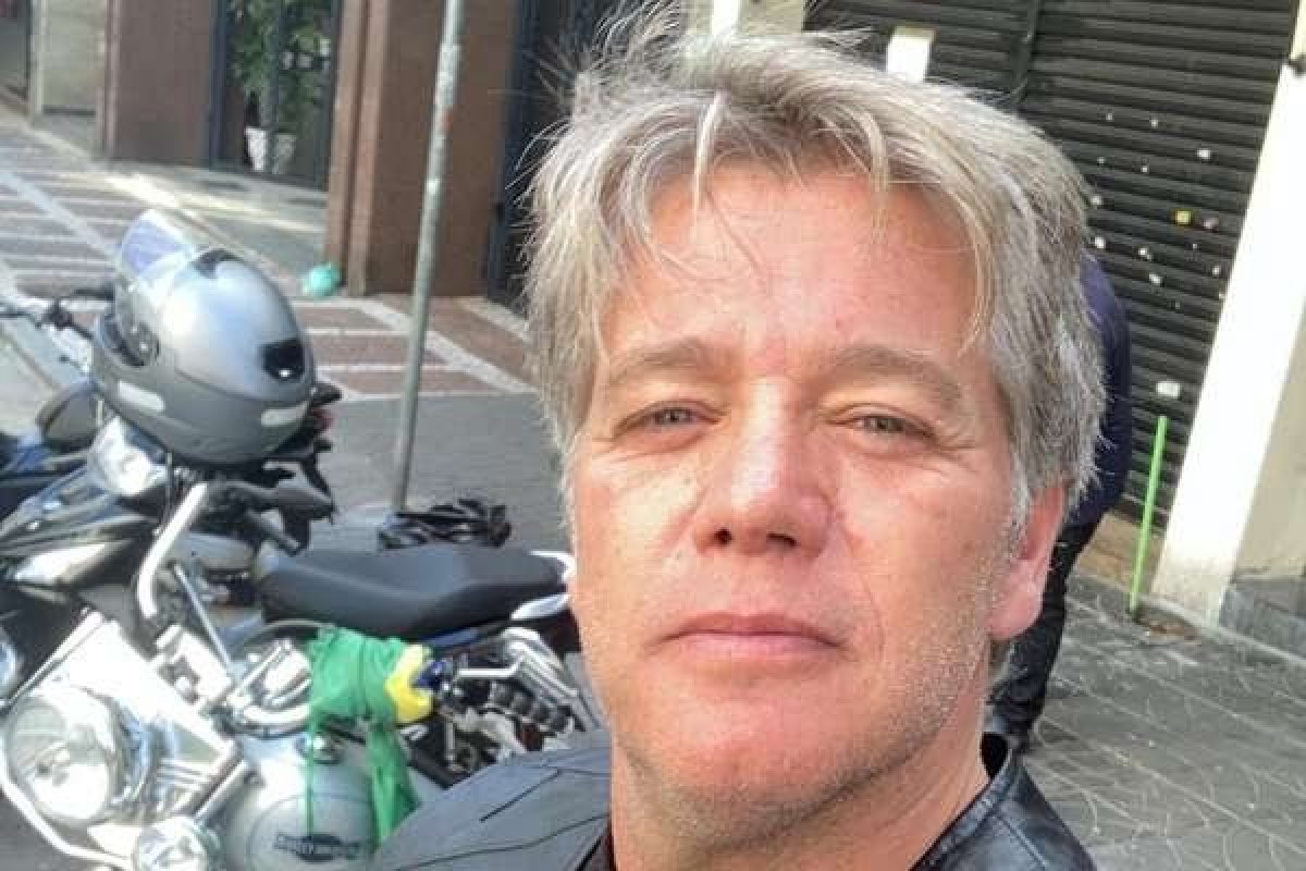 Ator David Cardoso Júnior é internado com covid-19