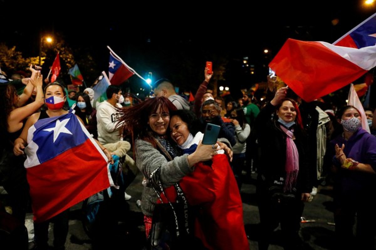 Assembleia para nova Constituição do Chile terá sua primeira sessão em 4 de julho, afirma Pinera  