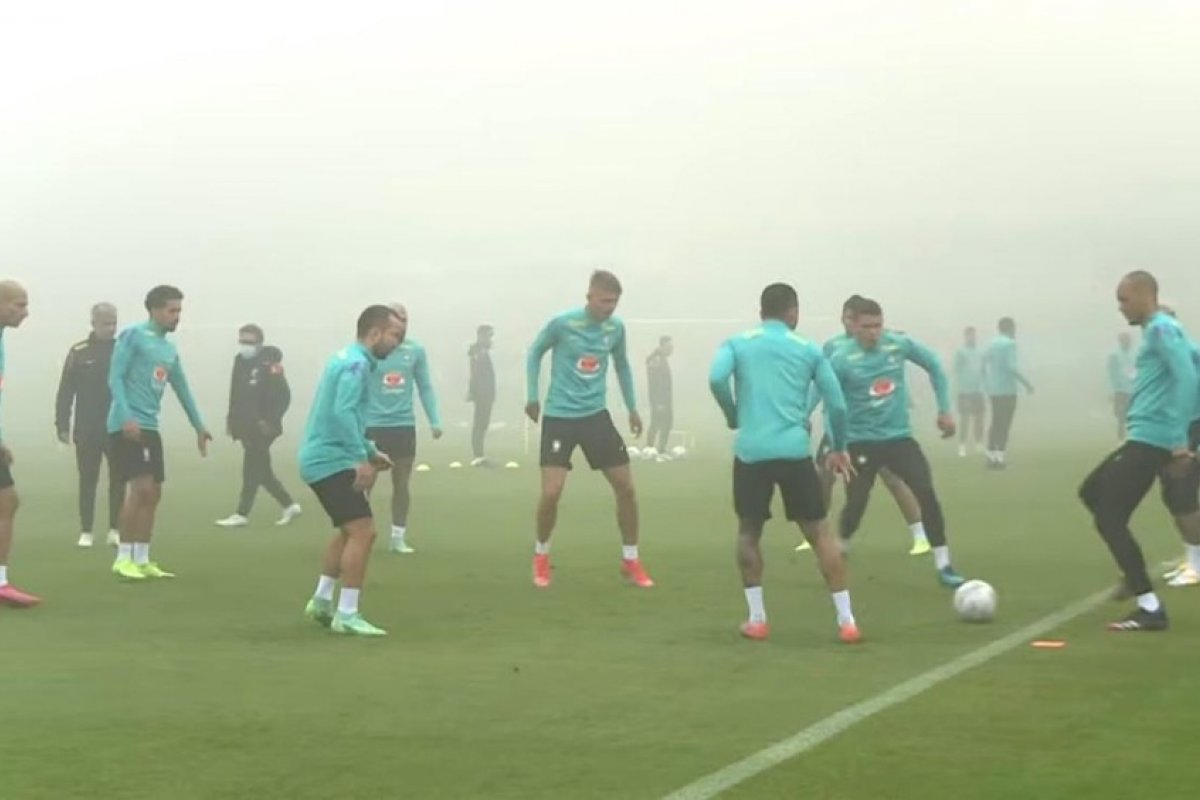 Brasil e Colômbia se enfrentam nesta quarta (23) de olho na liderança do Grupo B da Copa América