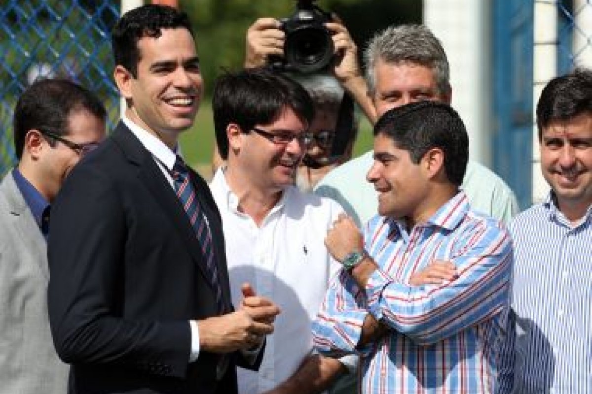 ACM Neto admite conversas com Bellintani sobre 2022