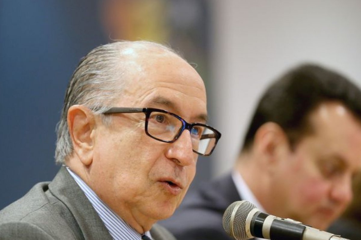 Secretário da Receita, Marcos Cintra, é desligado do cargo