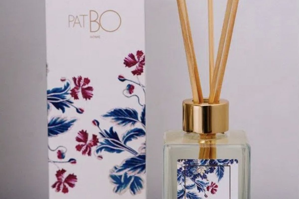 PatBO de Patricia Bonaldi lança sua primeira coleção de perfumaria para ambiente