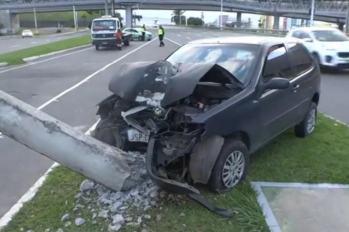 Duas pessoas ficam feridas em acidente na manhã desta quinta-feira 