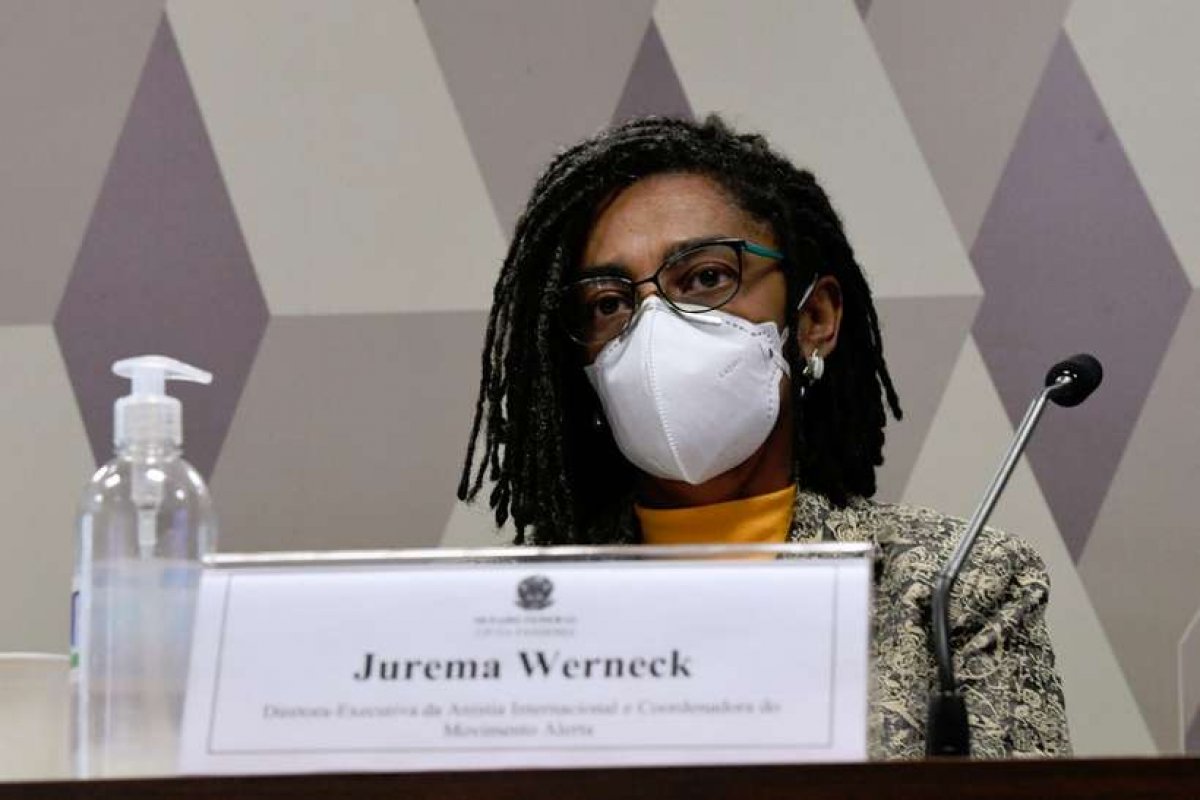 Com CRM cancelado, internautas questionam o motivo da atuação de Jurema Werneck na CPI da Covid