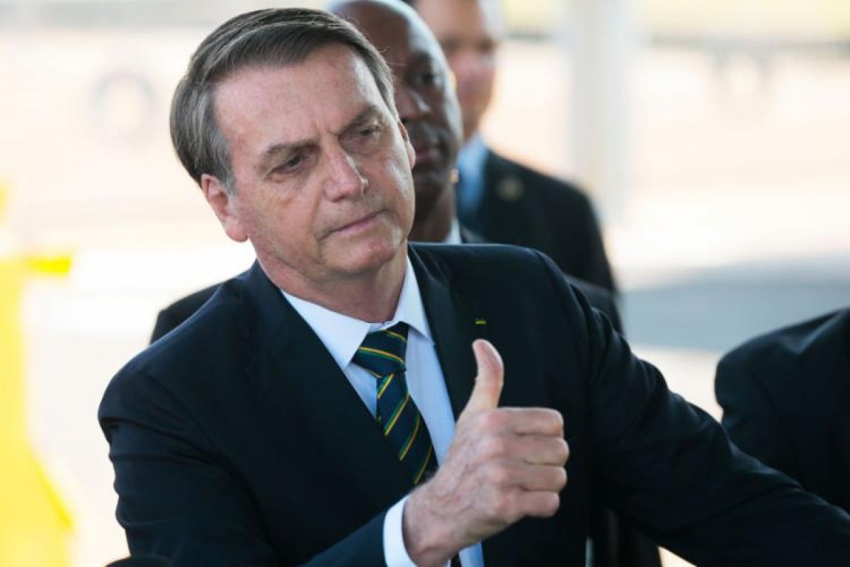 Bolsonaro e ministros participam de inauguração de Campus Conectado com 5G