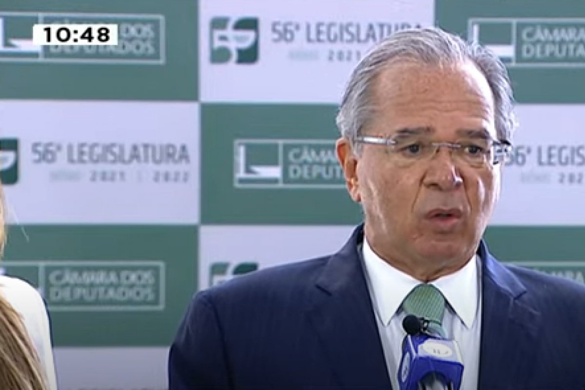 Guedes entrega segunda etapa da reforma tributária na Câmara