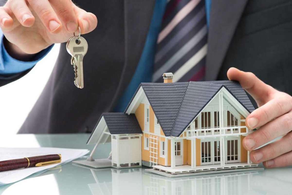 Brasileiros passam a atrasar prestação da casa própria e buscam juro menor em cenário de renda em baixa