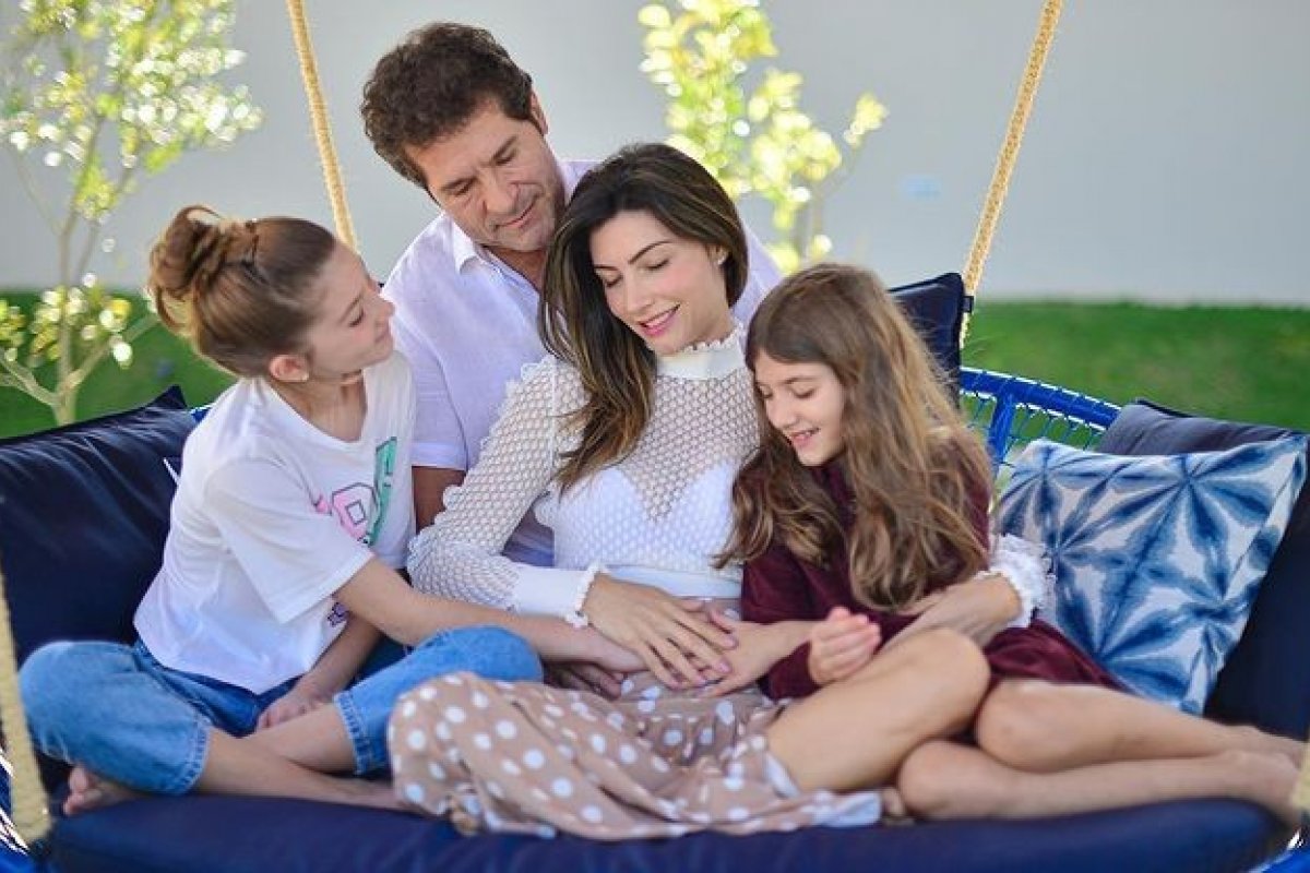 Viva! Cantor Daniel e mulher esperam terceiro filho
