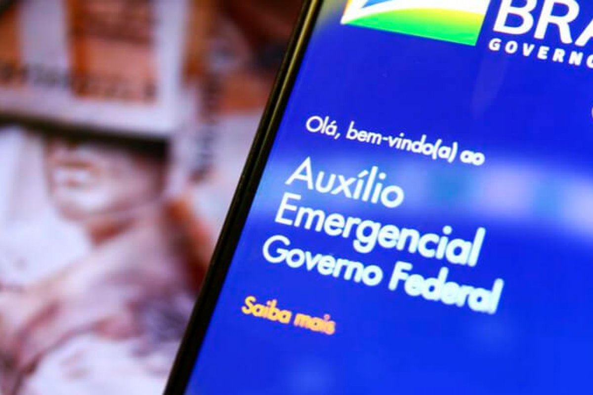 Caixa paga neste sábado (26) a 3ª parcela do auxilio emergencial para quem nasceu em agosto