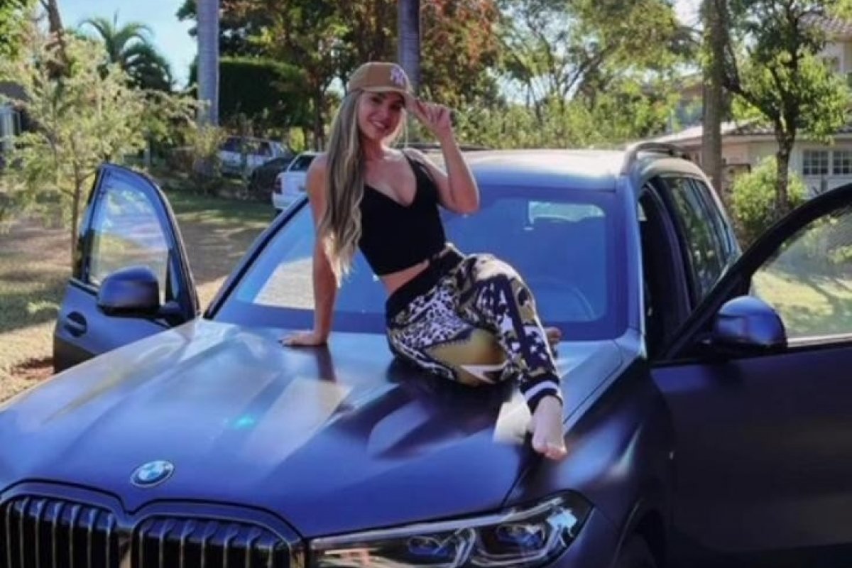 Quem pode, pode! Hulk dá carro de mais de R$ 1 milhão para a mulher