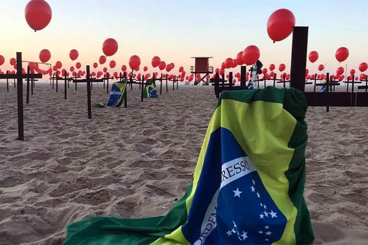 Brasil registra mais 33.704 infectados e 739 mortes pela covid-19