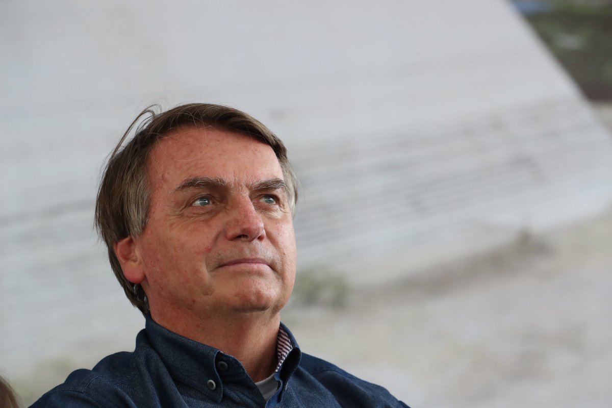 Bolsonaro comemora morte de Lázaro Barbosa nas redes sociais: 'CPF cancelado'