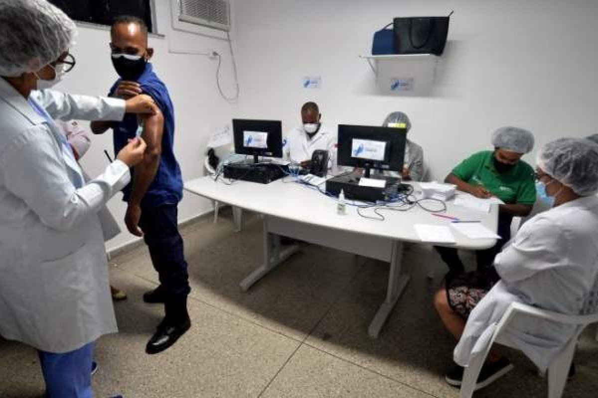 Salvador pode ampliar vacinação para pessoas com 40 anos até domingo (4)