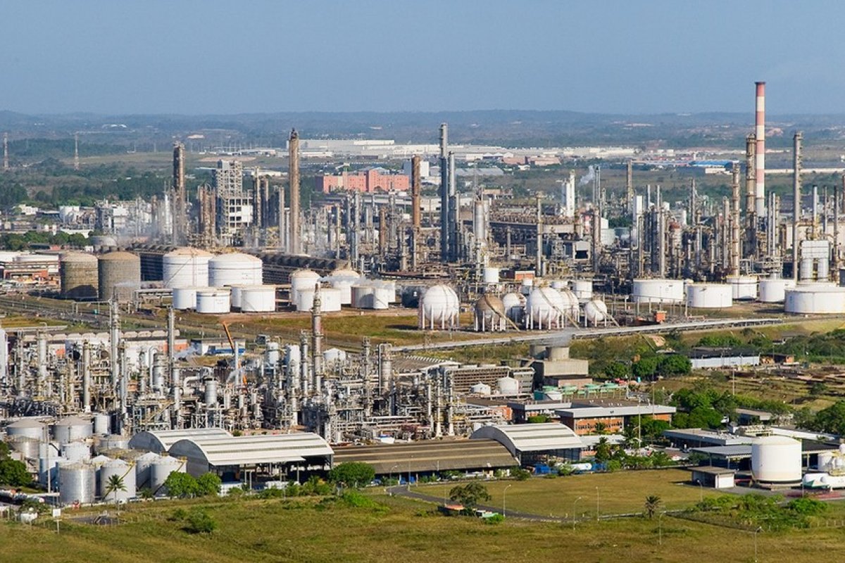 Polo industrial de Camaçari completa 43 anos