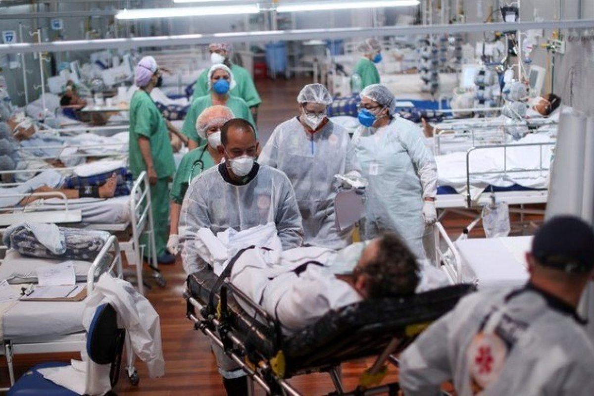 Covid de longo período é mais comum entre 40 e 55 anos